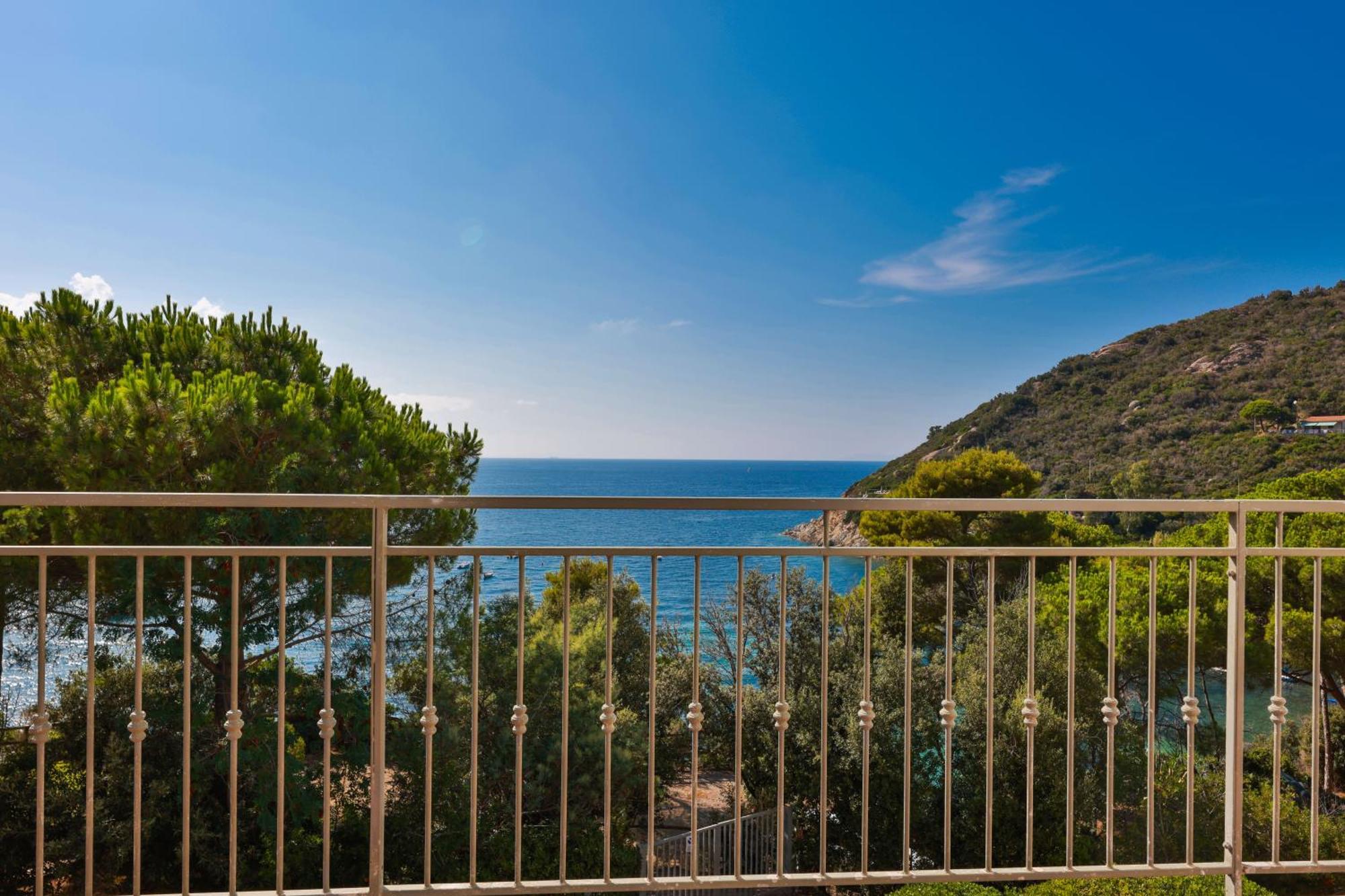 Апартаменты La Terrazza Sul Forno - Goelba Портоферрайо Экстерьер фото